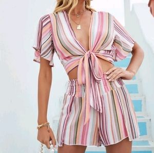 🌹Tie front Striped Short Set
